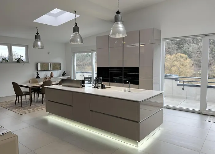 Loft - Exclusive Penthousewohnung * Konen